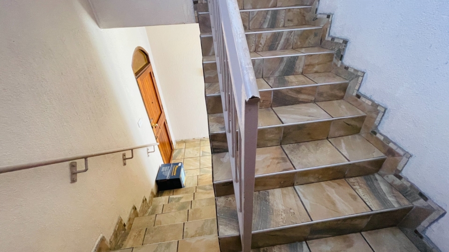 2 Bedroom Property for Sale in Potchefstroom South North West